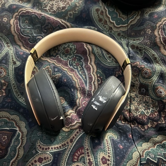 Beets by Dre - Picture 5 of 8